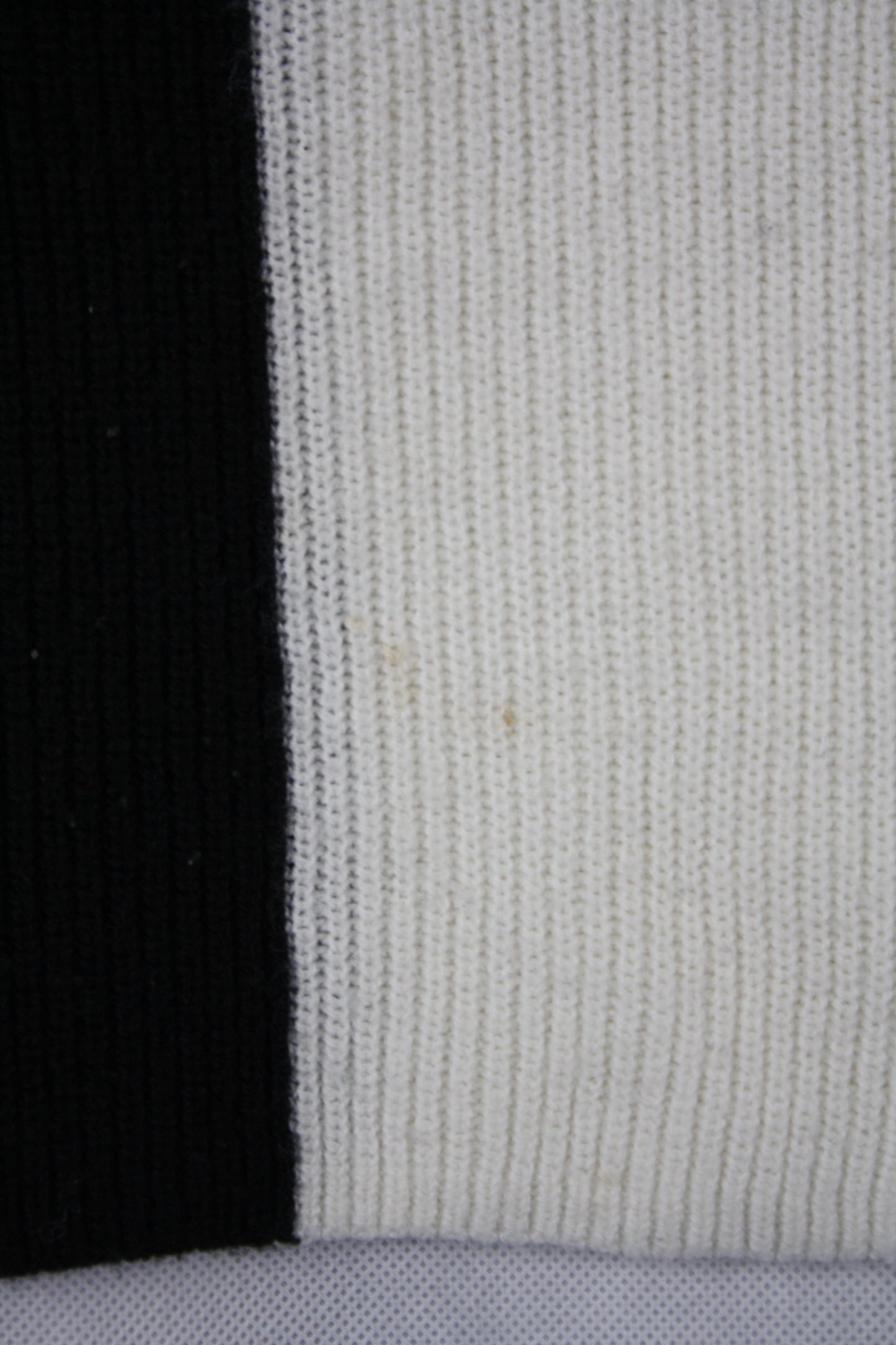 Tröja / H&M / 134-140