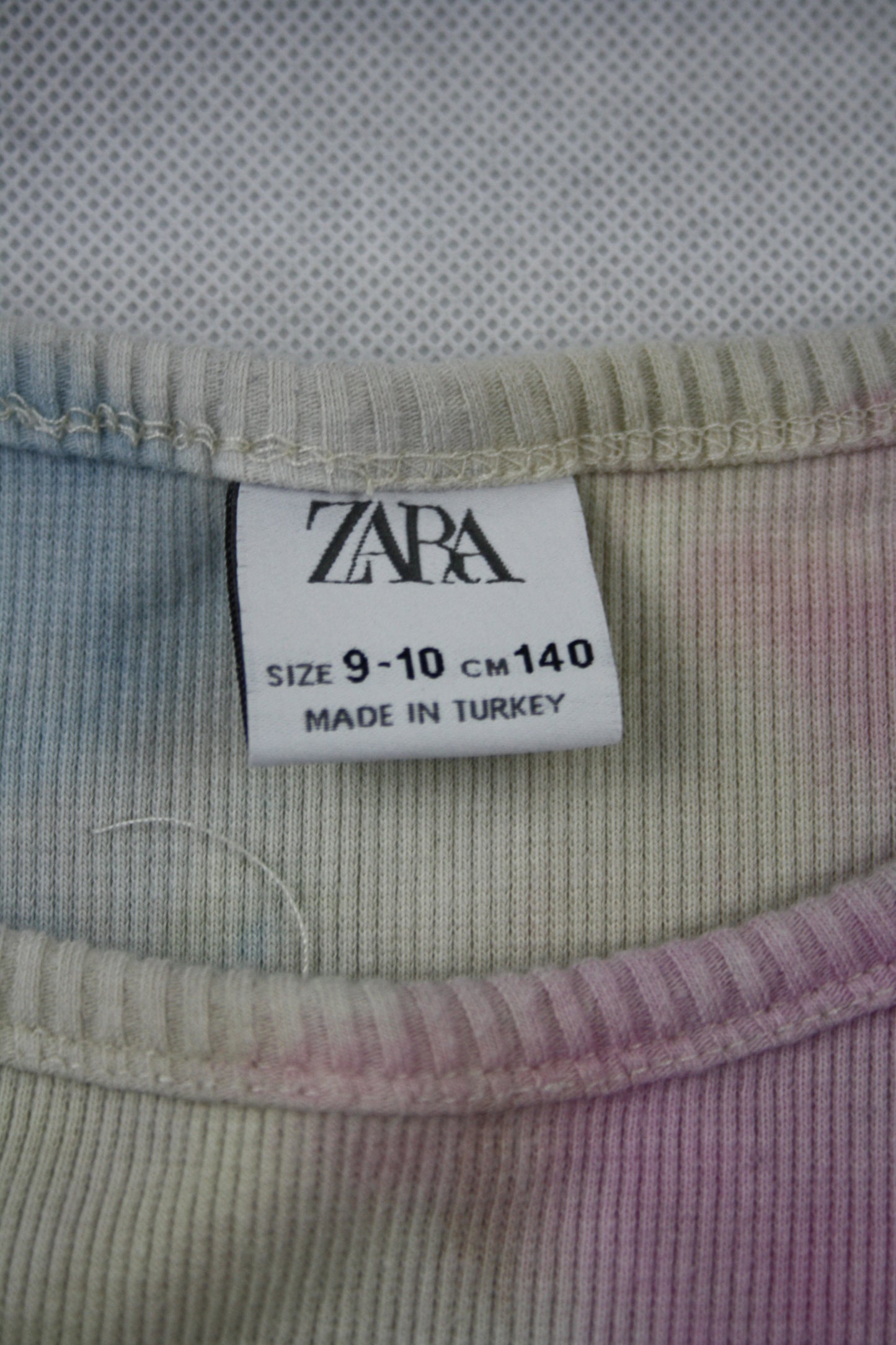 Klänning / Zara / 140