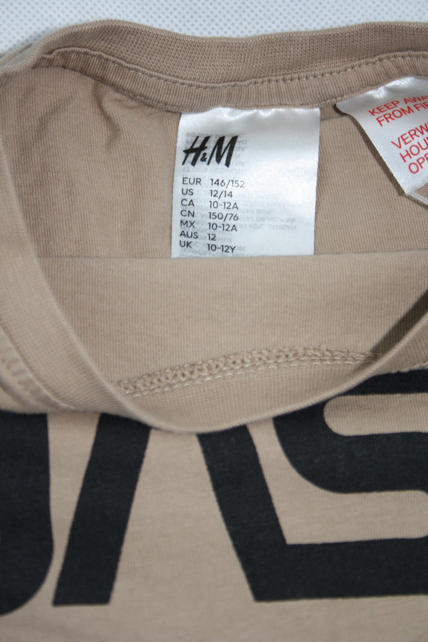 Tröja / H&M / 146-152